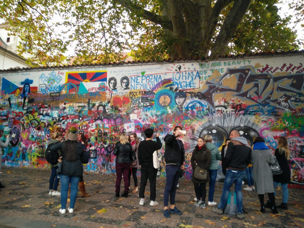 lennon wall things to do in prague today